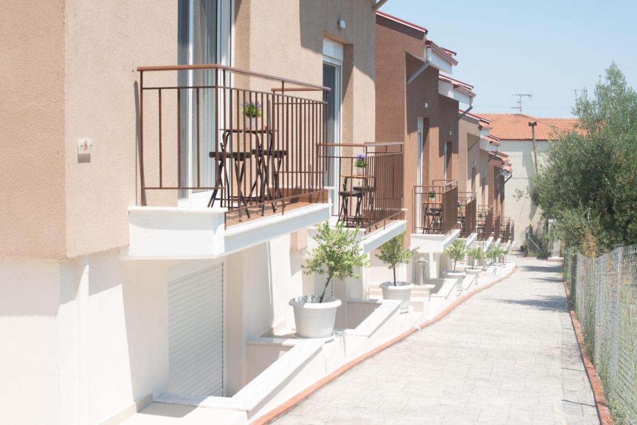 Valery Apartments Pefkochori Luaran gambar